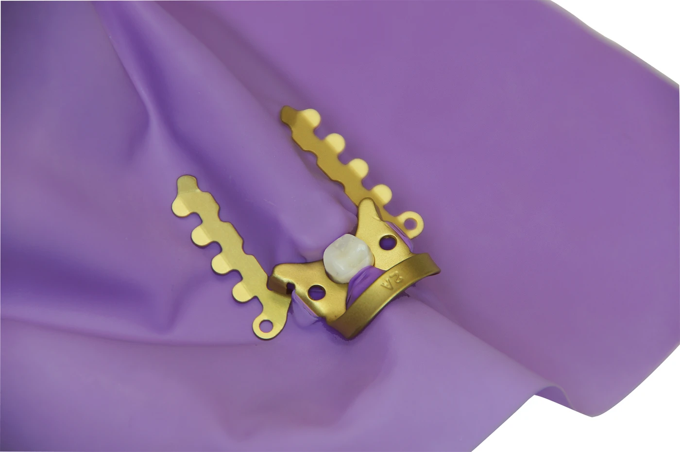 KKD® SympaticDam Premium NON-LATEX Packung 15 Stück lila, 15 x 15 cm, mittel