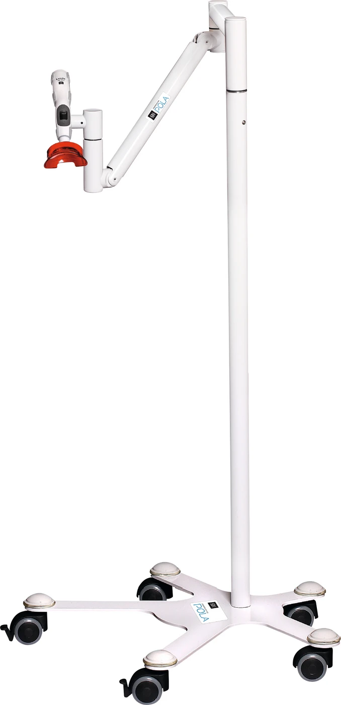 BLEACH INTRO KOSMETIK KIT Kit 1 Pola Rapid 6% 3 Spritzen Kit, 3 Pola Light 6% HP, 1 Radii Xpert LED, Zubehör