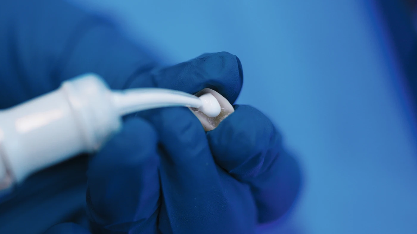 Ceramir® Bioceramic Implant Cement Packung 10 Stück x 0,17 ml