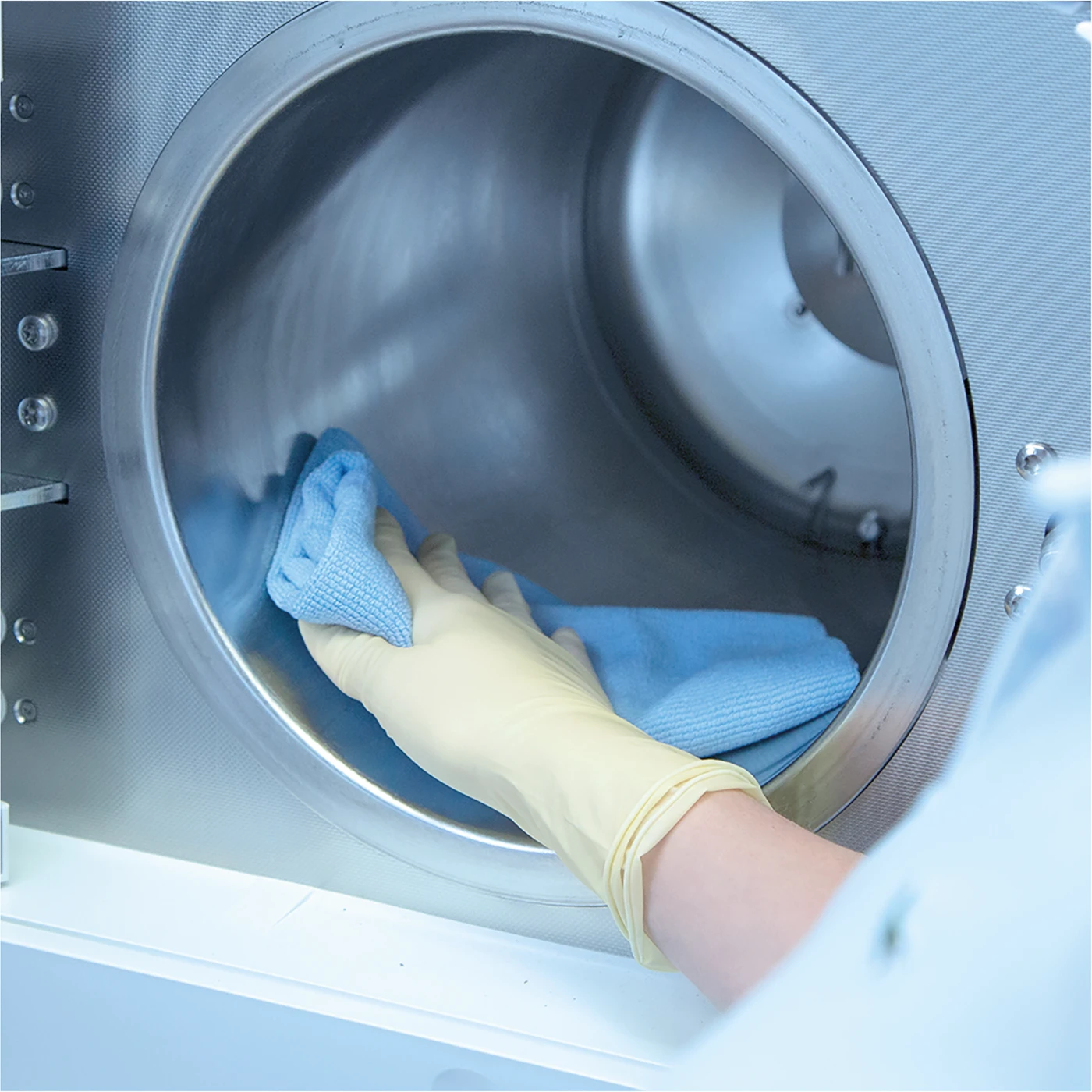 Chamber Protect Kesselreinigungs-Set Packung 1 Flasche Reiniger, 50 Tücher, 1 Mikrofasertuch